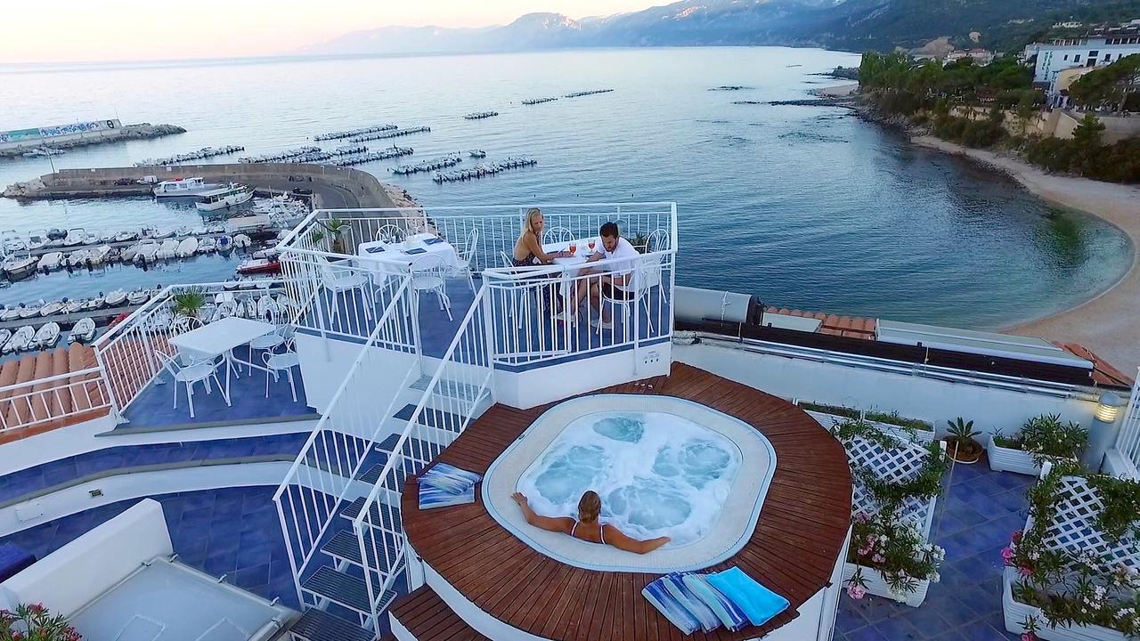 Bue Marino Hotel & Roof Lounge Cala Gonone Exterior foto